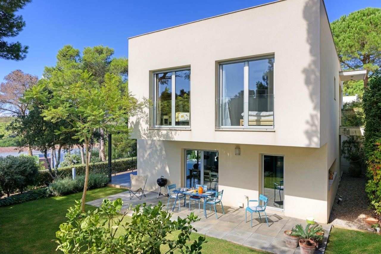 Terra Alta Villa Tamariu Buitenkant foto